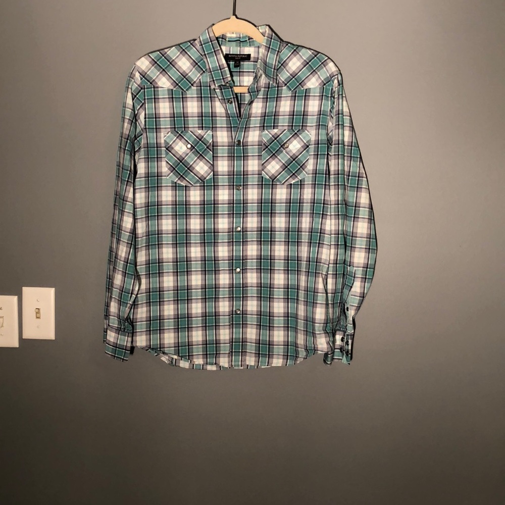 Banana Republic button up shirt